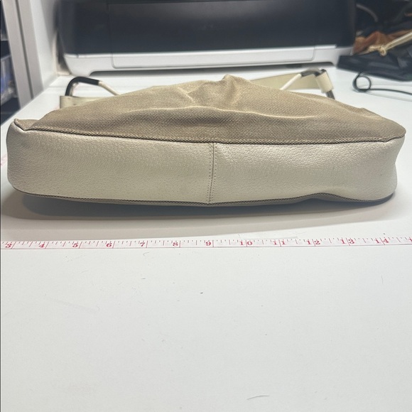 Gucci - Picture 5 of 6